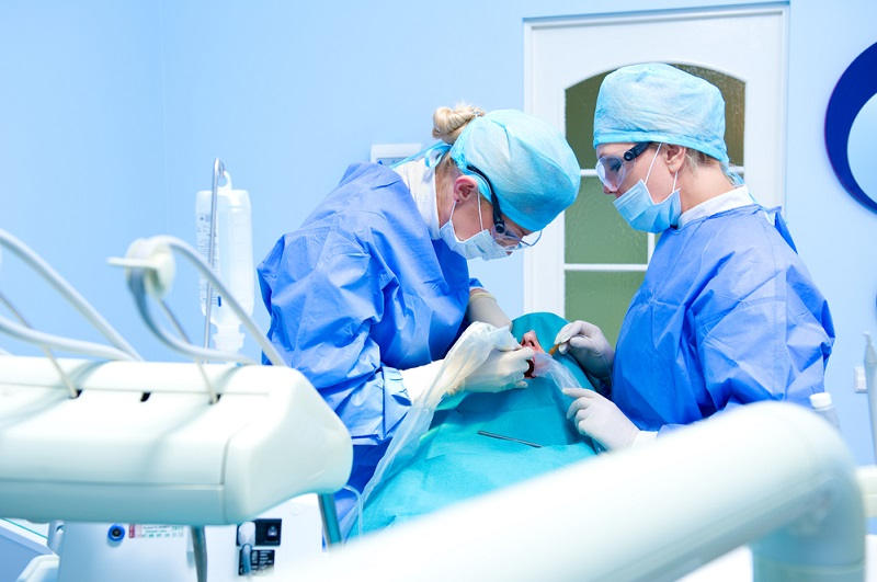 surgical treatment of teeth under general anesthesia in the surgeon's office in Cherkassy photo